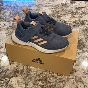 Little girls Adidas tennis shoes size 12